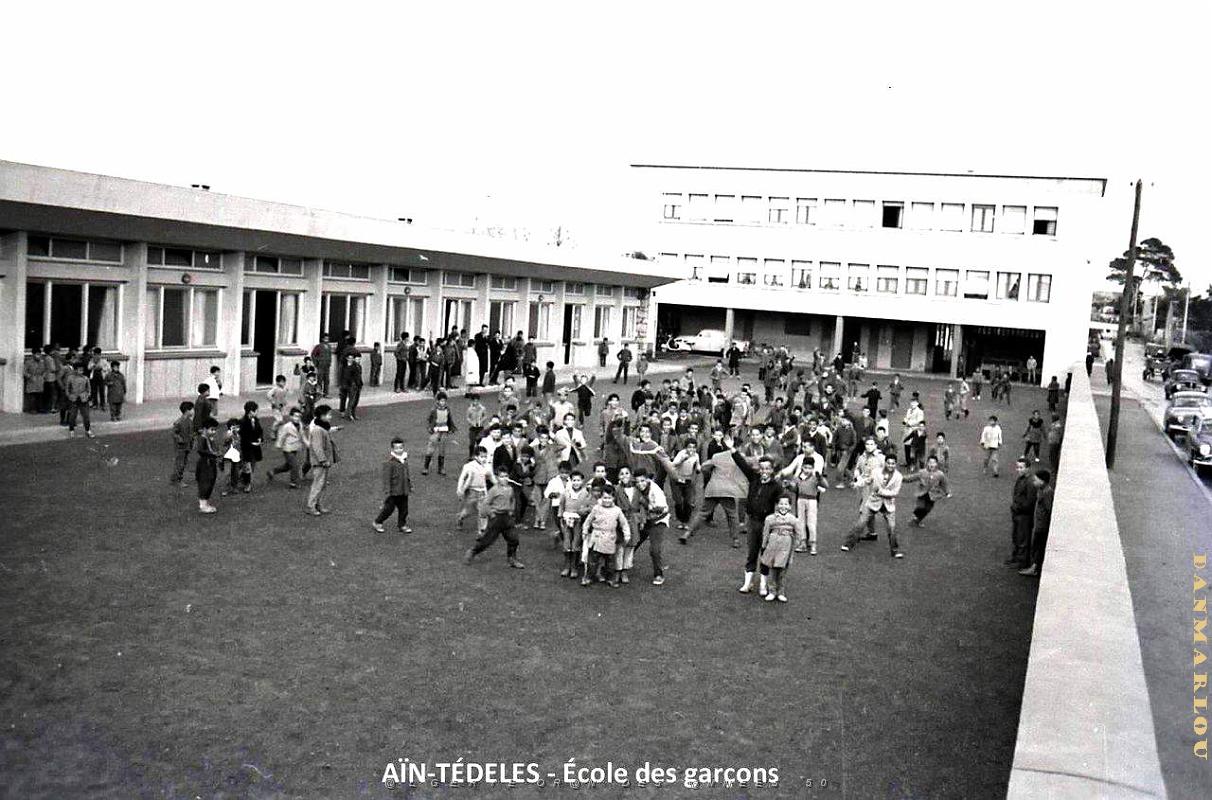 Ain-Tedeles - ecole garcons.jpg